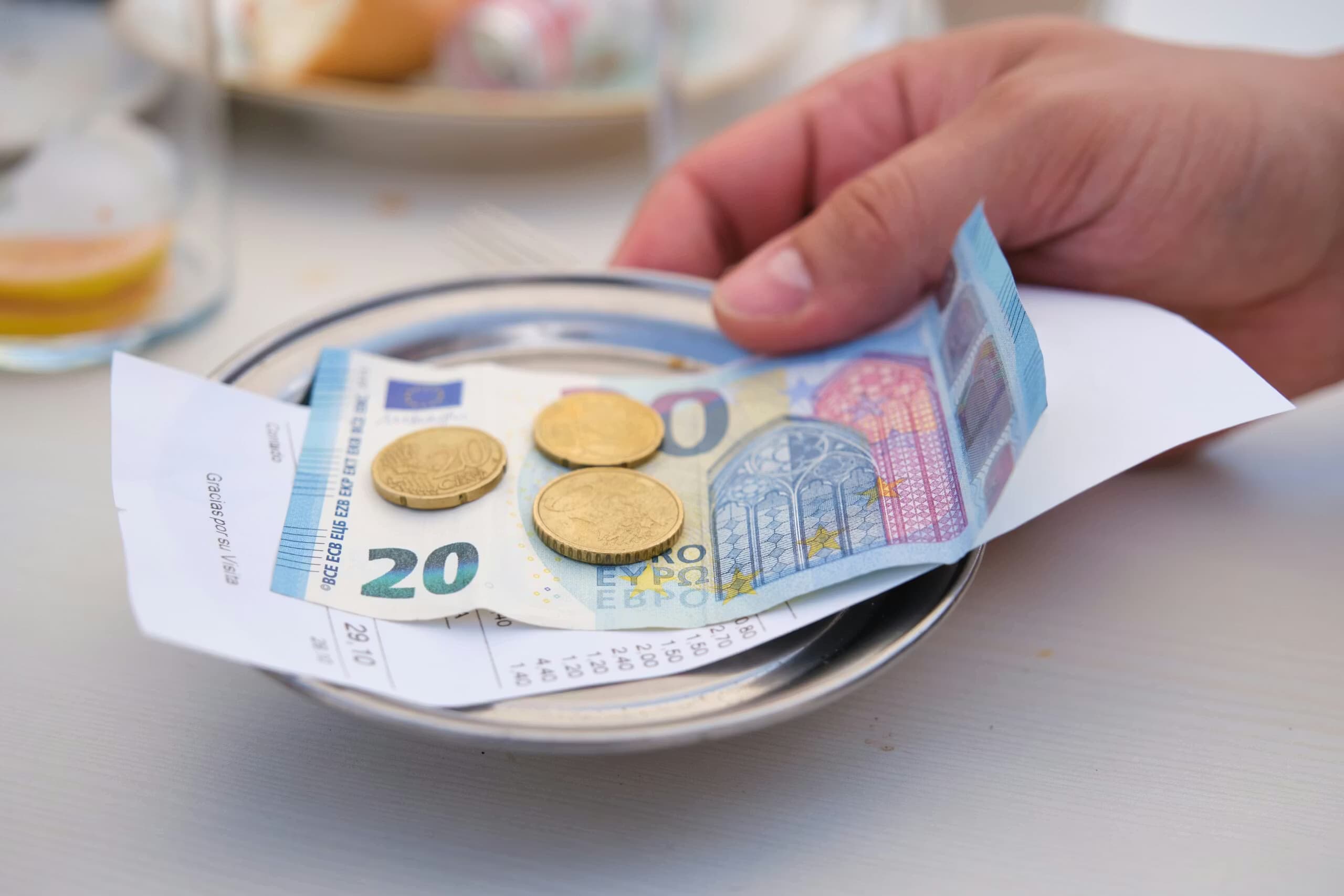 Hoe kunnen restaurants geld besparen en winstmarges verhogen?